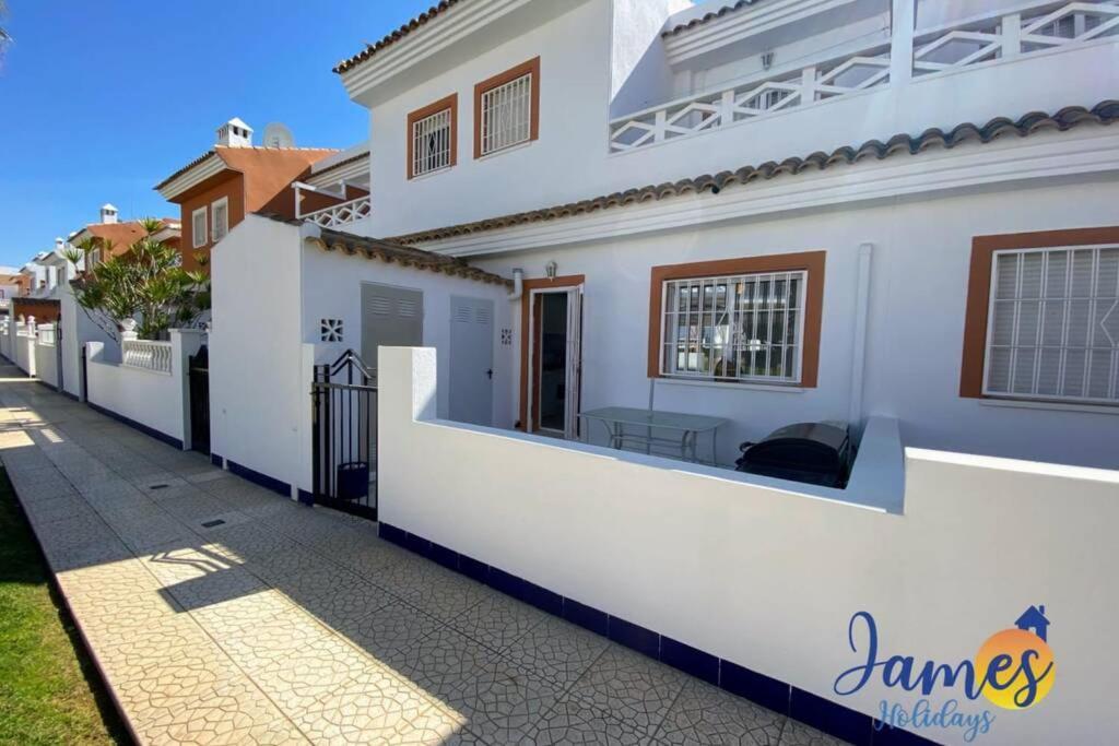 Laguna Townhouse Overlooking Communal Pool Lom01 Ciudad Quesada Exterior foto